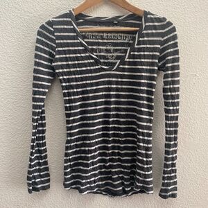 True Religion Striped Long Sleeve Shirt Top Gray Color V-Neck Small